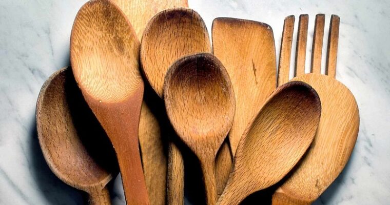 How to Clean Wooden Spoons and Keep Them in Good Condition