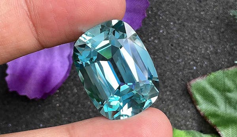 Aquamarine Stone: A Fashion Statement Gem