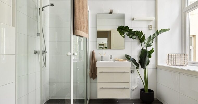 How To Choose The Right Bathroom Cabinets To Match Your Interior Design