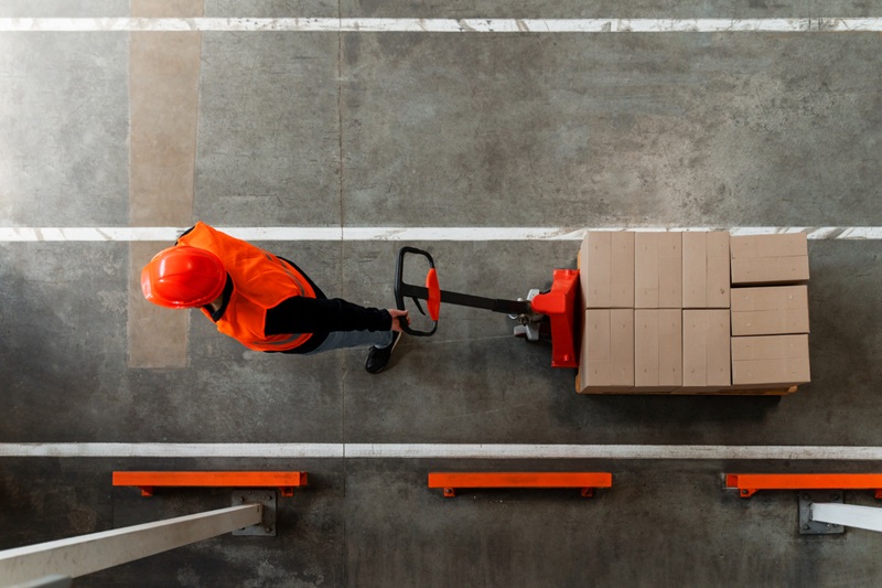6 Benefits of Forklift Hire for Small Construction Businesses