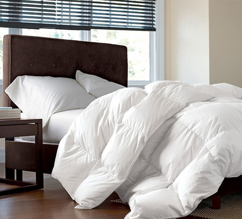 Finding the Perfect Luxurious Down Comforter: Factors to Consider