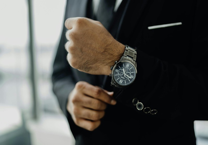 The Ultimate Guide to Buying Pre-Owned Luxury Watches