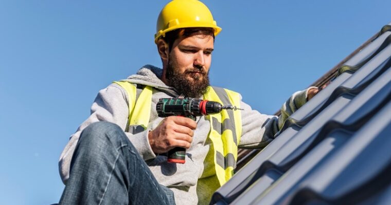 The Essential Checklist: When to Call a Roof Plumber