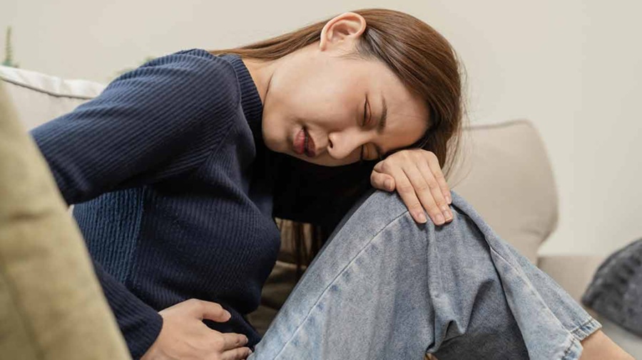 Bowel Cancer: Five Early Warning Signs That Often Go Unnoticed